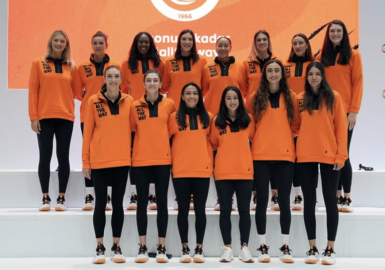 Voleybolun Dev Takımı, Geleceğe Güçlü Adımlar Atıyor
