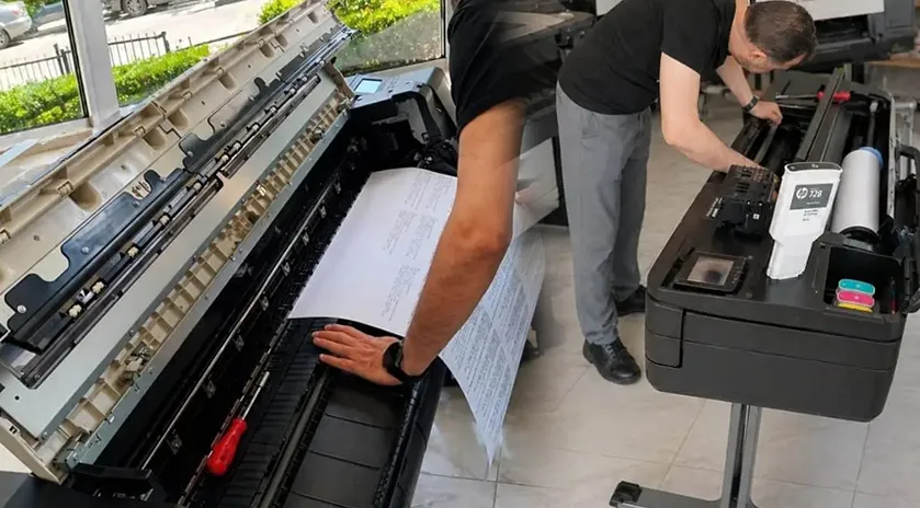 Büyük Format Yazıcılarda Teknik Sürdürülebilirlik: Profesyonel Plotter Servisi Desteğinin İş Akışına Etkisi