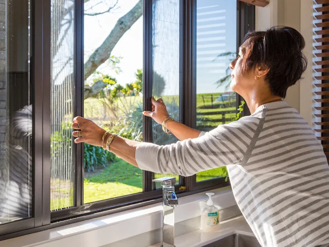 Balkon Kapıları İçin En Uygun Sineklik Hangisidir?